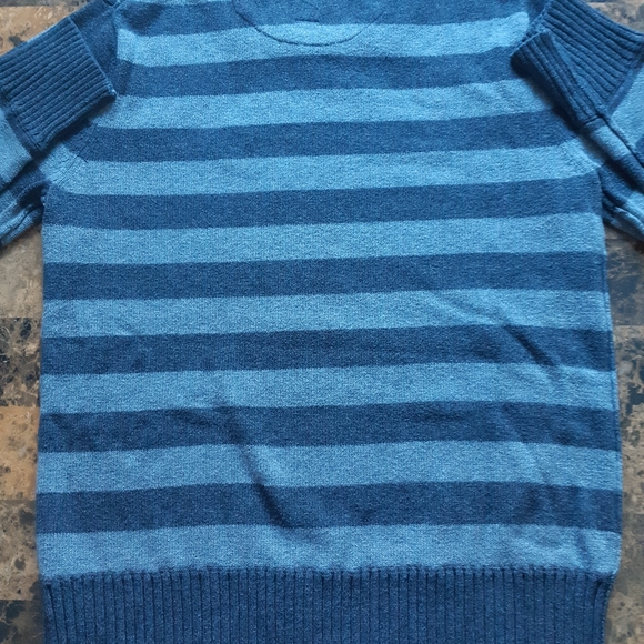 American Eagle Vintage Fit Pullover - Picture 4 of 6